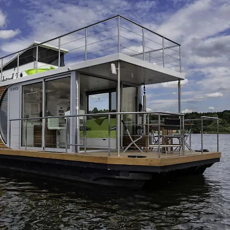 Botel Houseboat On The Dahme *